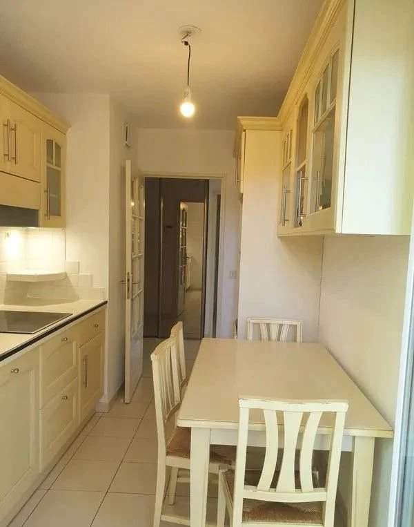 Appartement à louer, 67m², Nice