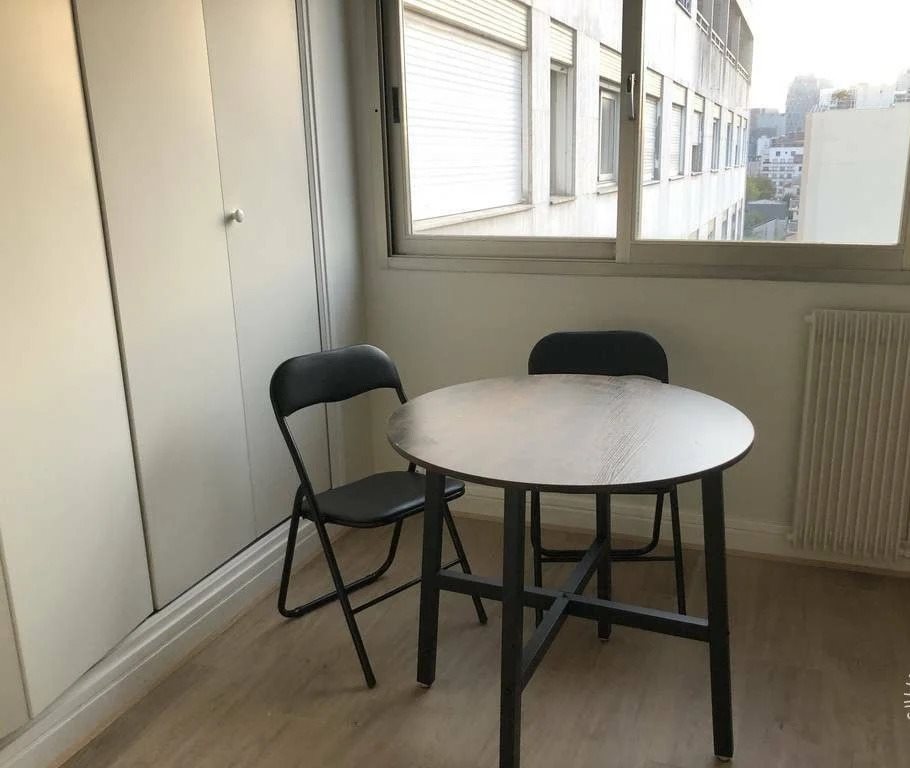 Appartement à louer, 26m², Courbevoie