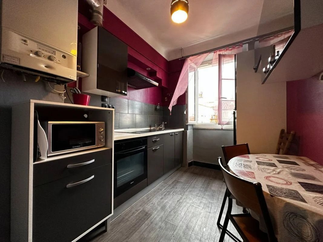 Appartement à louer, 60m², Toulon