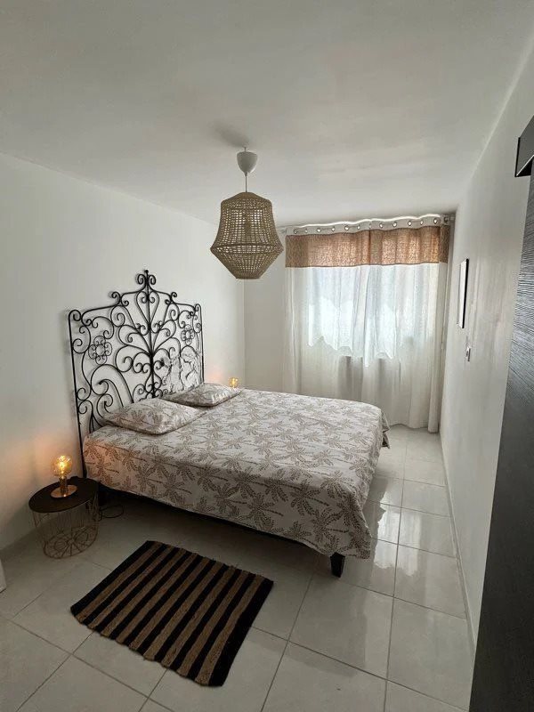 Appartement à louer, 37m², Marseille 8ème