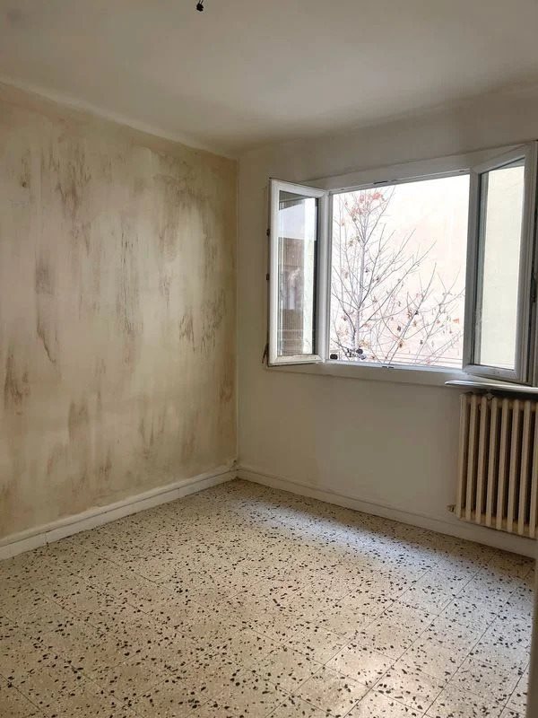 Appartement à louer, 38m², Marseille 5ème