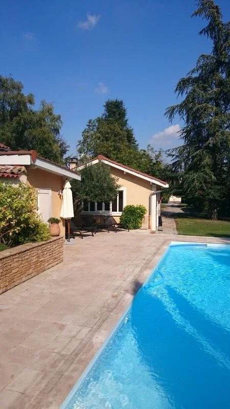 Maison à louer, 45m², Saint-Genis-Laval