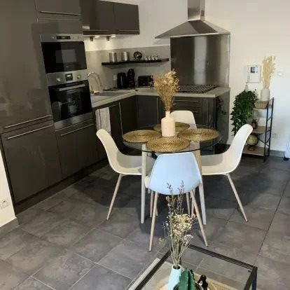 Appartement à louer, 35m², Marseille 3ème
