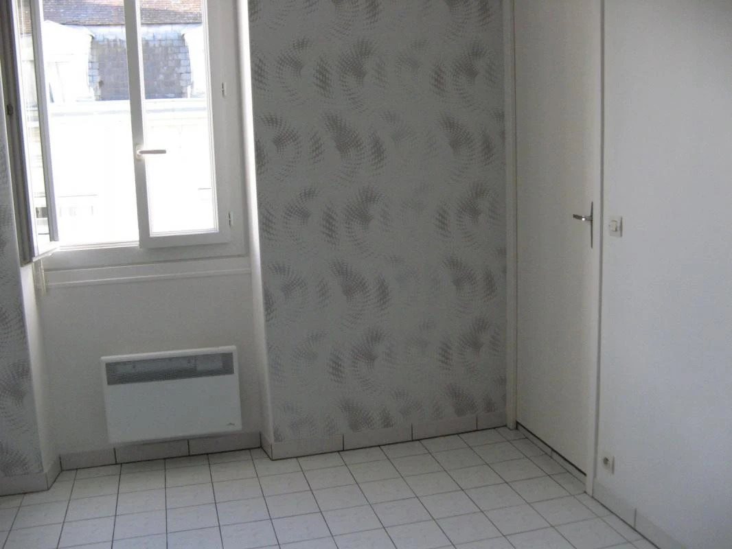 Appartement à louer, 24m², Angers