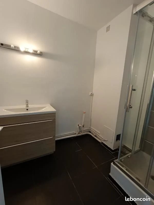 Appartement à louer, 25m², Paris 19ème