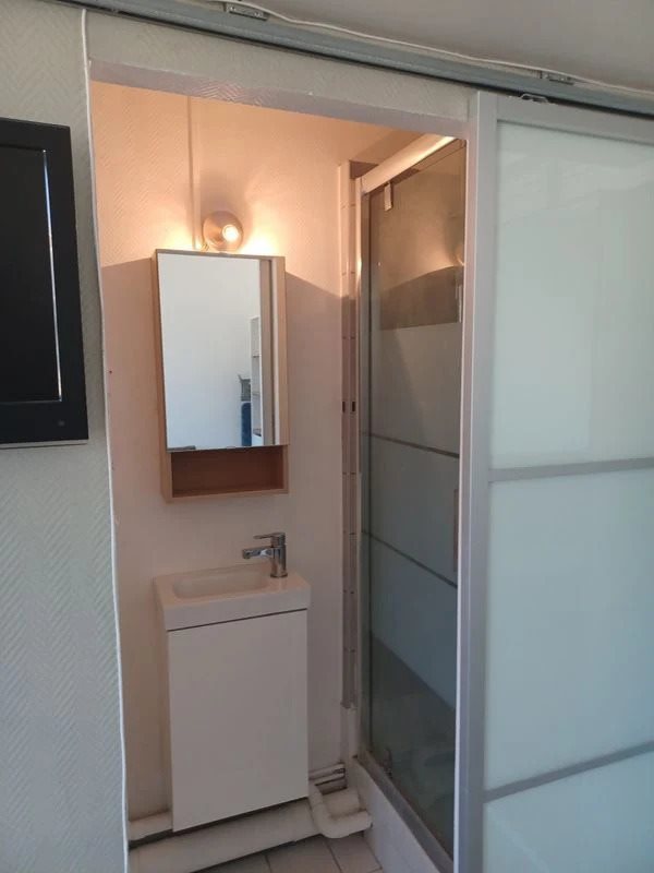 Appartement à louer, 14m², Paris 17ème