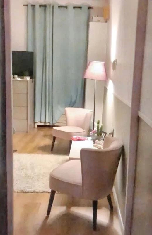 Appartement à louer, 19m², Paris 17ème