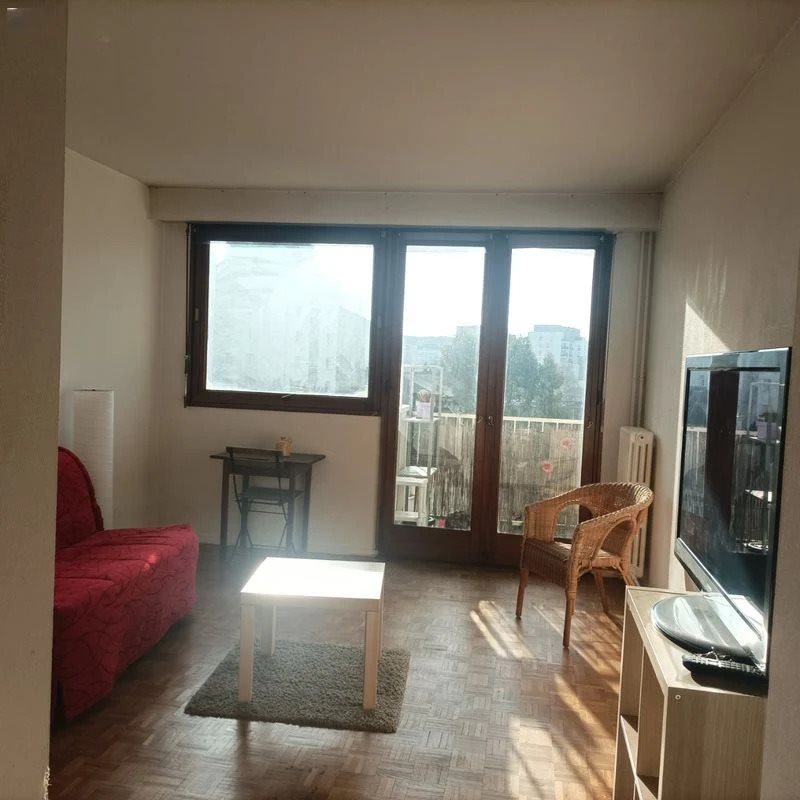 Appartement à louer, 28m², Tours