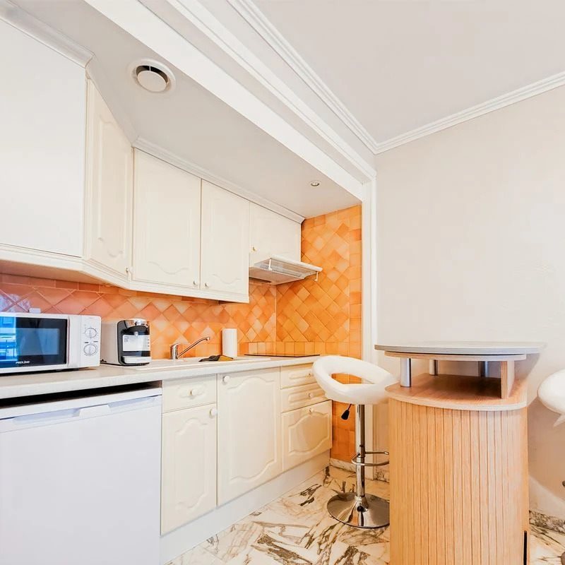 Appartement à louer, 19m², Nice