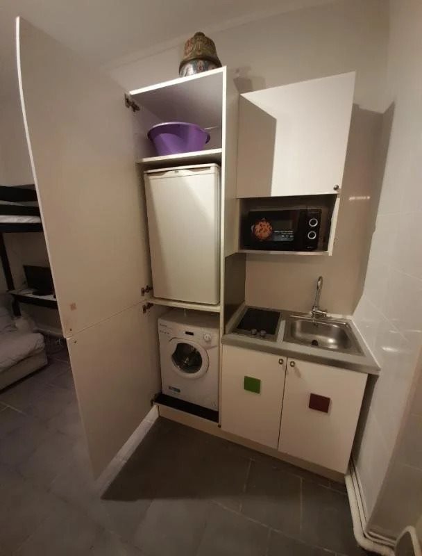 Appartement à louer, 13m², Paris 18ème