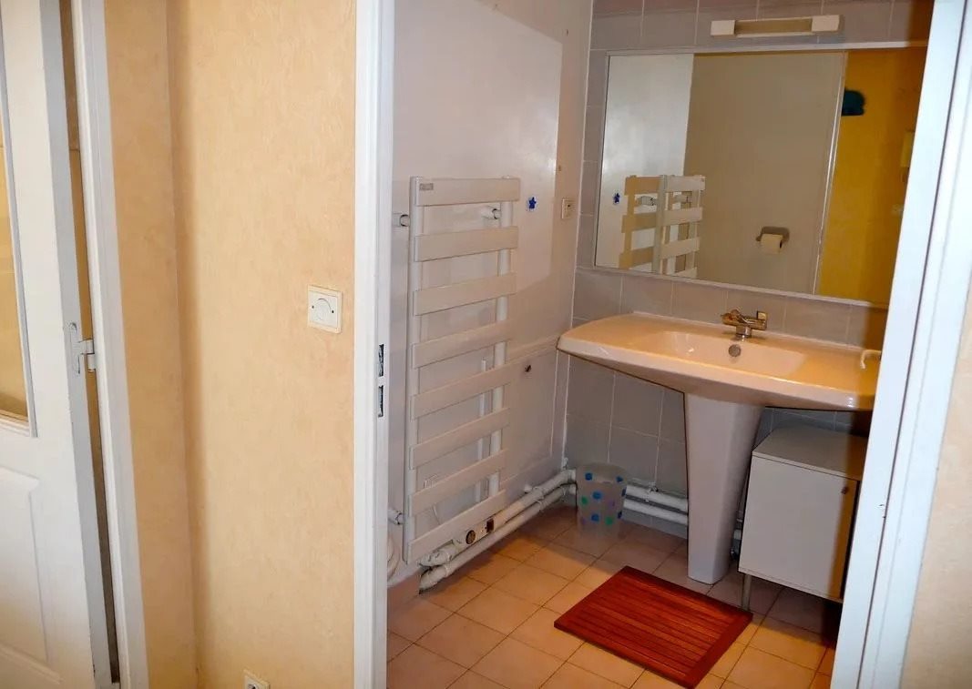 Appartement à louer, 38m², Marseille 8ème