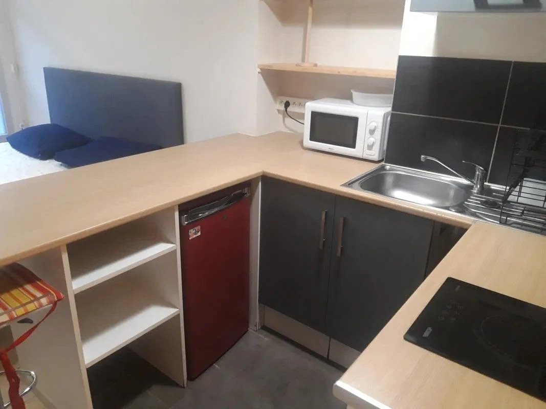 Appartement à louer, 24m², Saint-Etienne