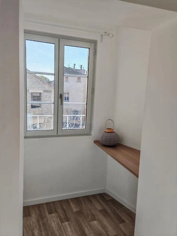 Appartement à louer, 55m², Mazan