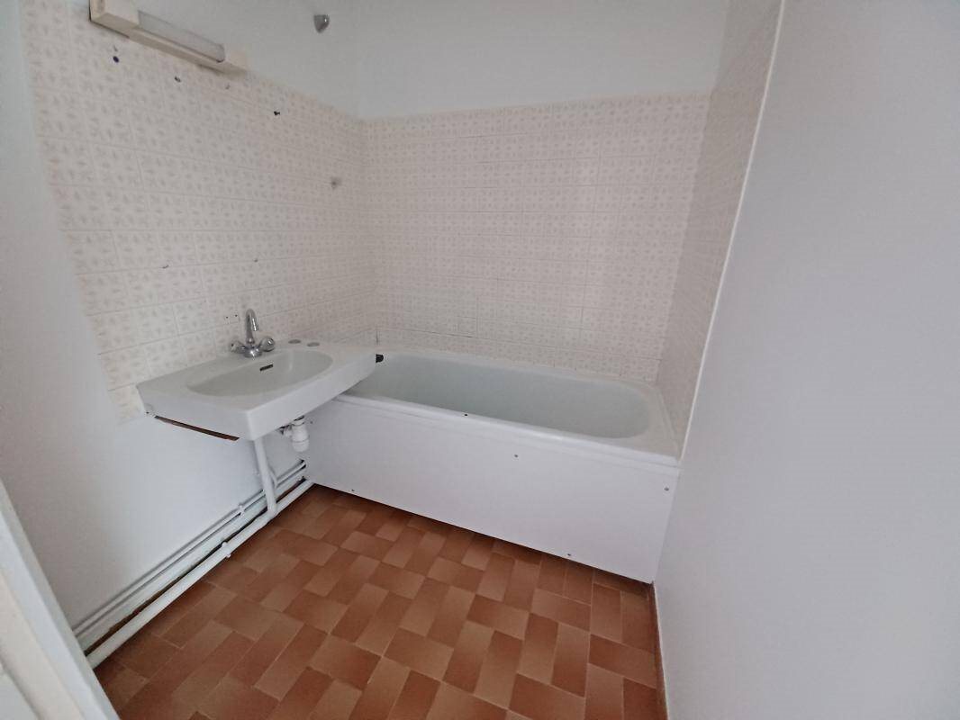 Appartement à louer, 48m², Saint-Benoît-du-Sault