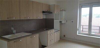 Appartement à louer, 83m², Neuves-Maisons