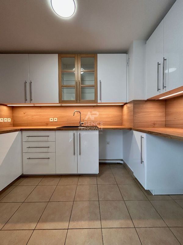 Appartement à louer, 39m², Poissy