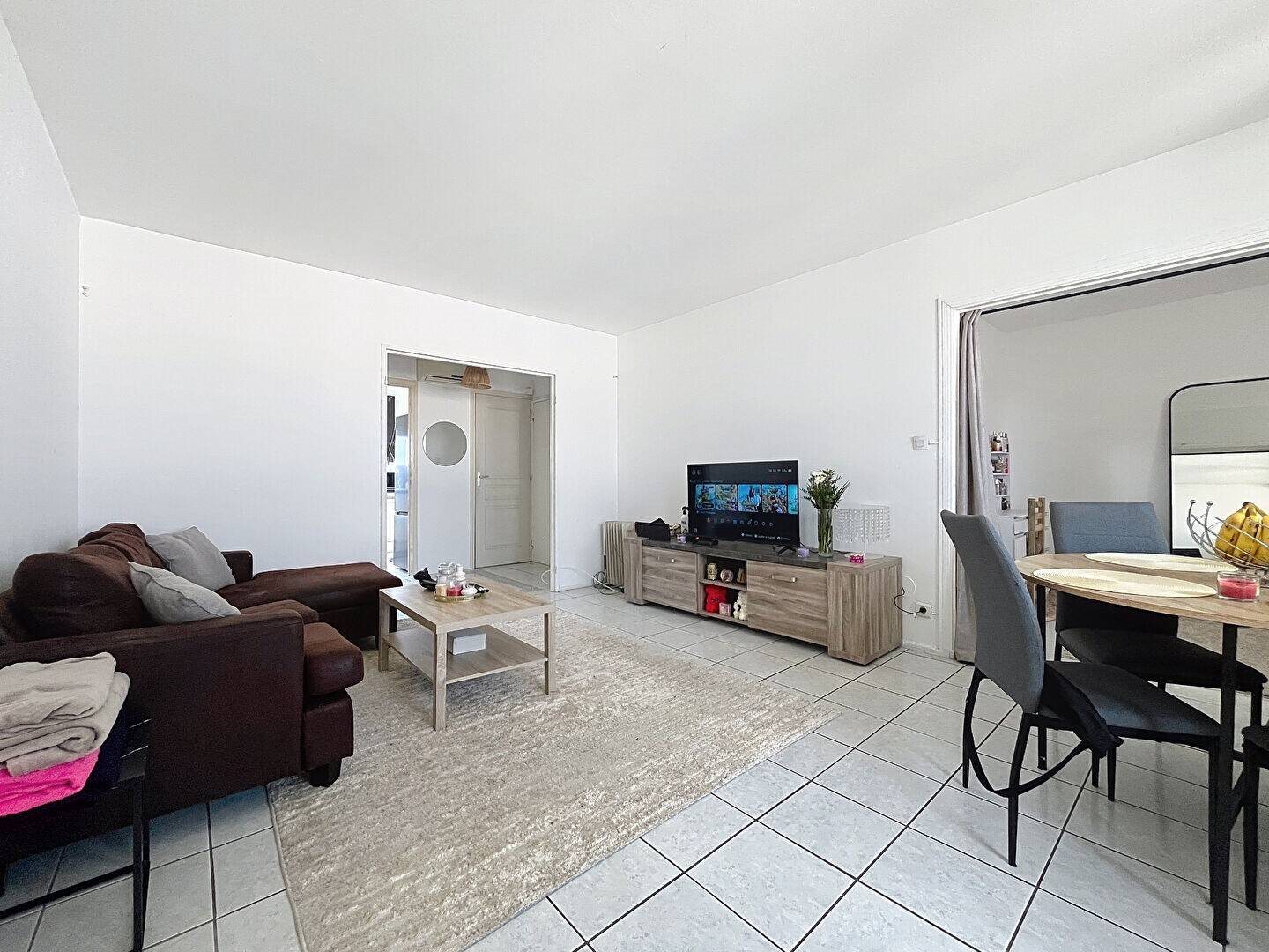 Appartement à vendre, 72m², Arles