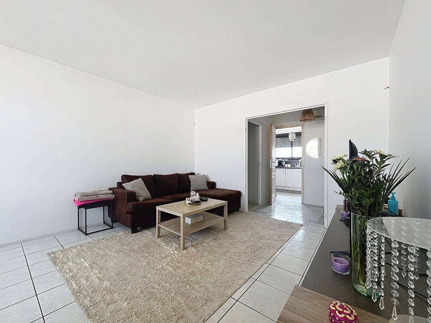 Appartement à vendre, 72m², Arles