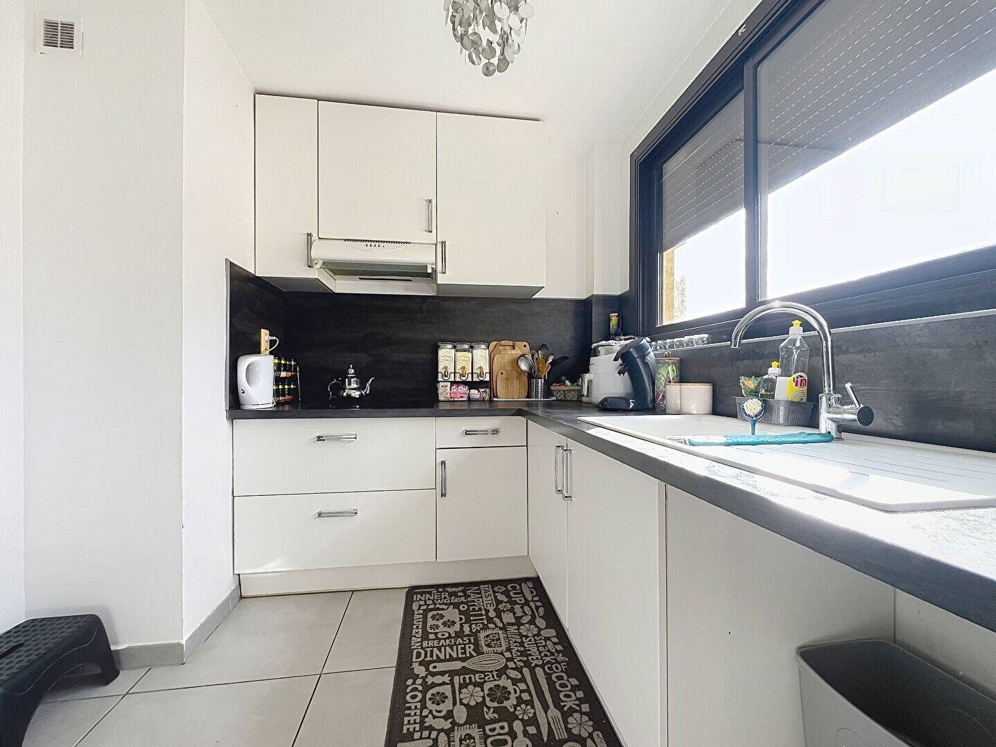 Appartement à vendre, 72m², Arles