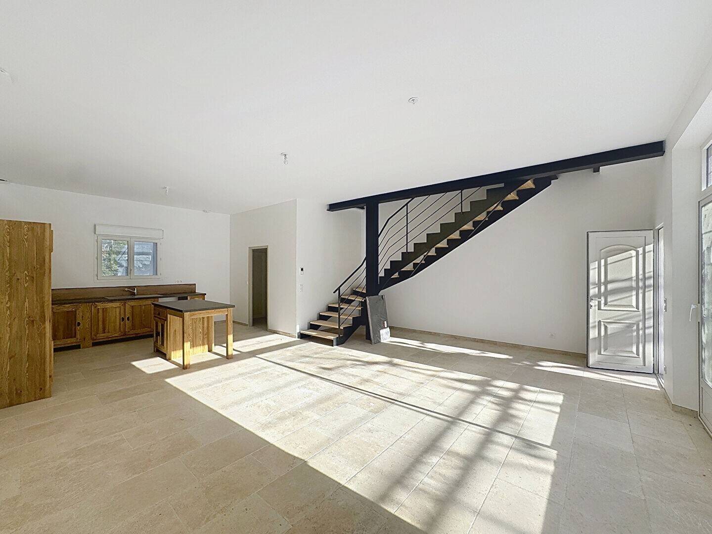 Maison à louer, 104m², Saint-Rémy-de-Provence