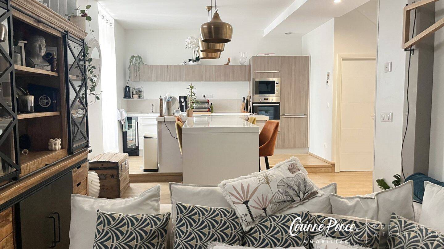 Appartement à vendre, 97m², Nîmes