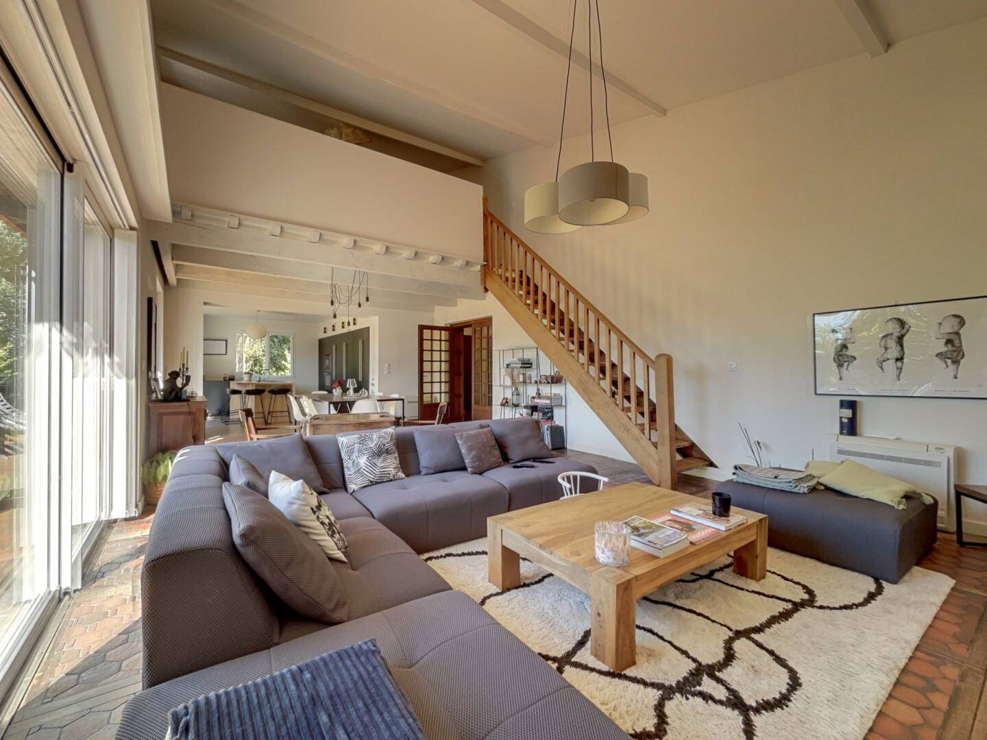 Maison à vendre, 182m², Cessales