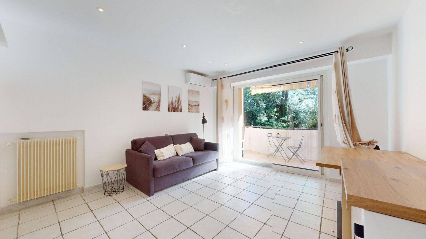 Appartement à louer, 24m², Villeneuve-Loubet