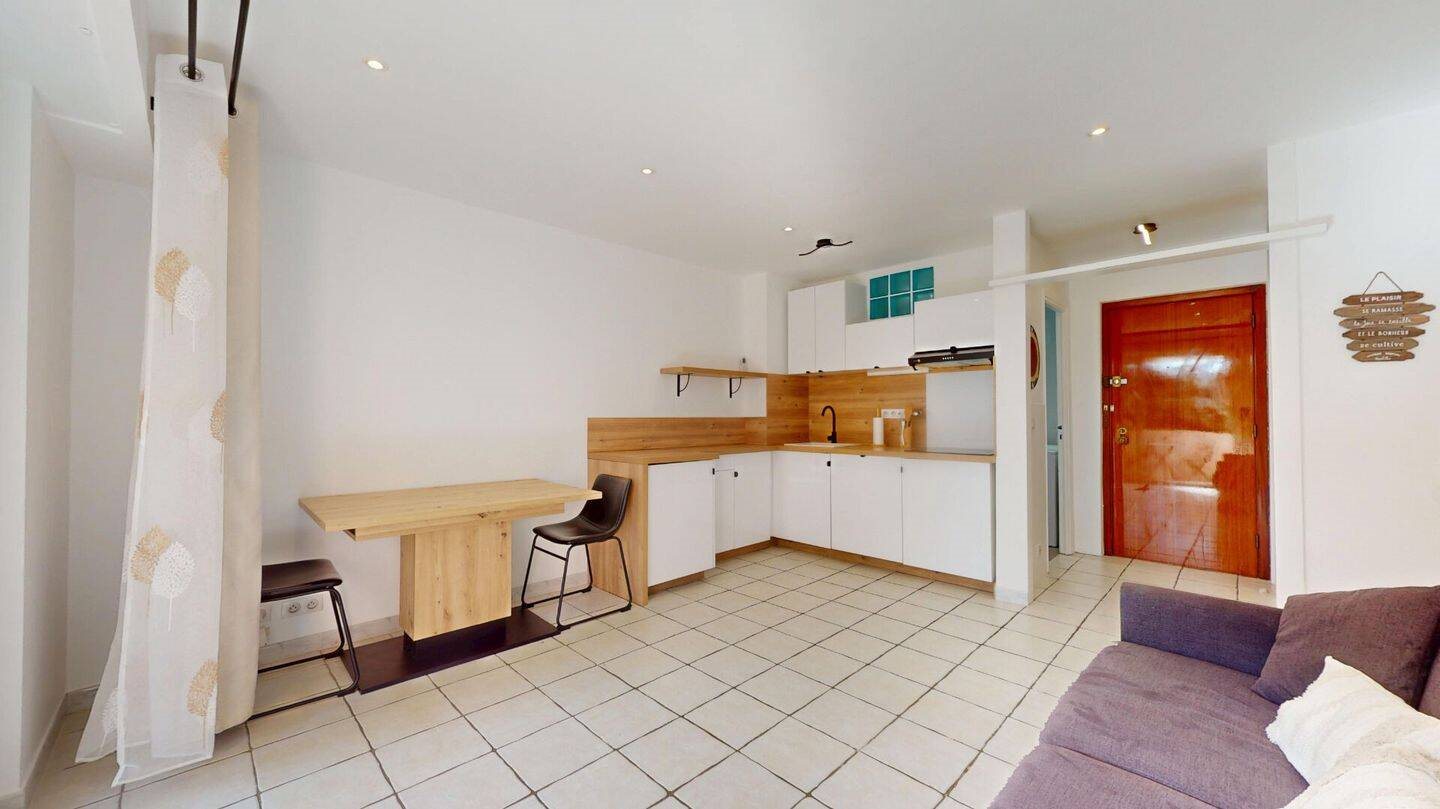 Appartement à louer, 24m², Villeneuve-Loubet