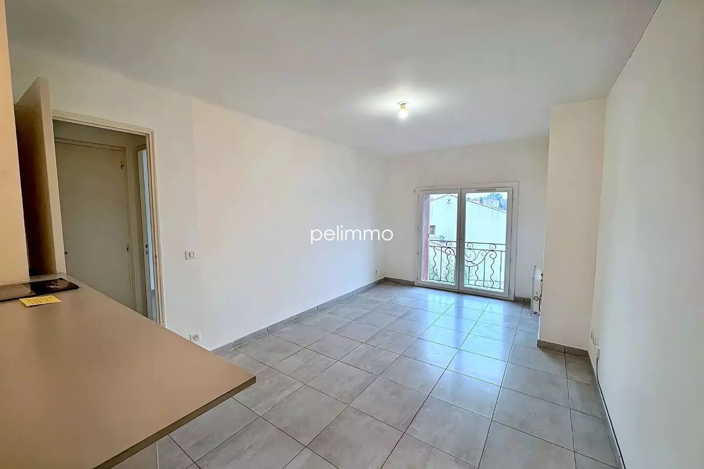 Appartement à louer, 59m², Grans