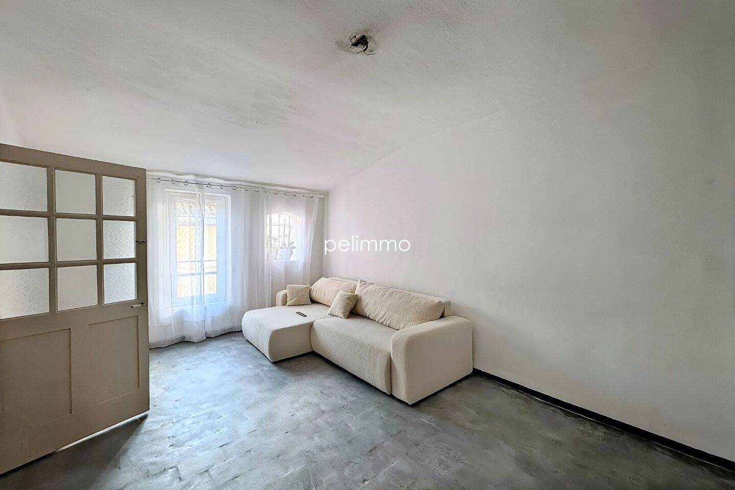 Appartement à louer, 75m², Pélissanne