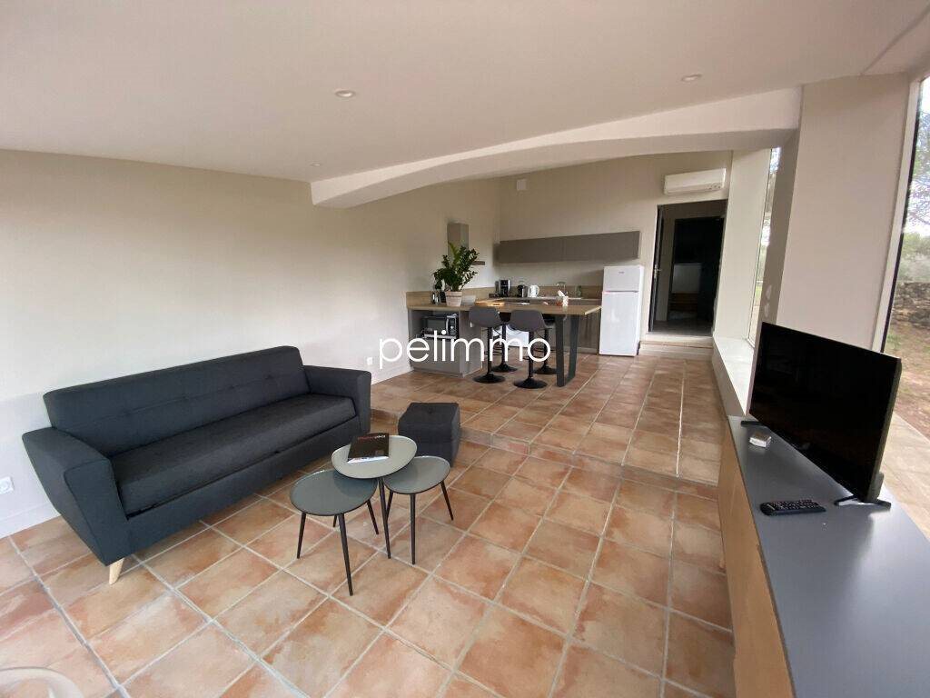 Appartement à louer, 50m², Grans