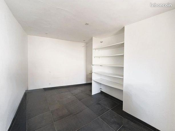 Maison à louer, 60m², Pélissanne