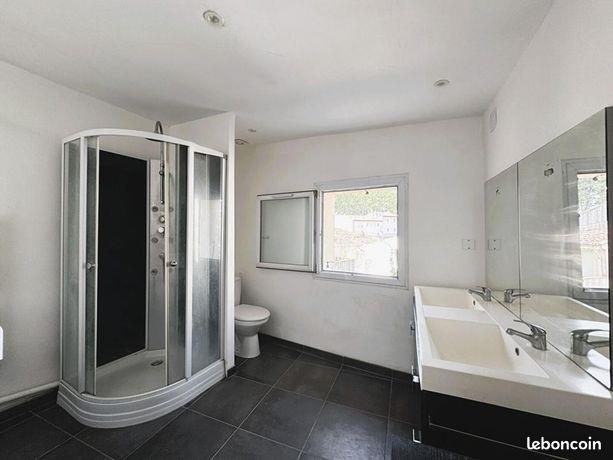 Maison à louer, 60m², Pélissanne