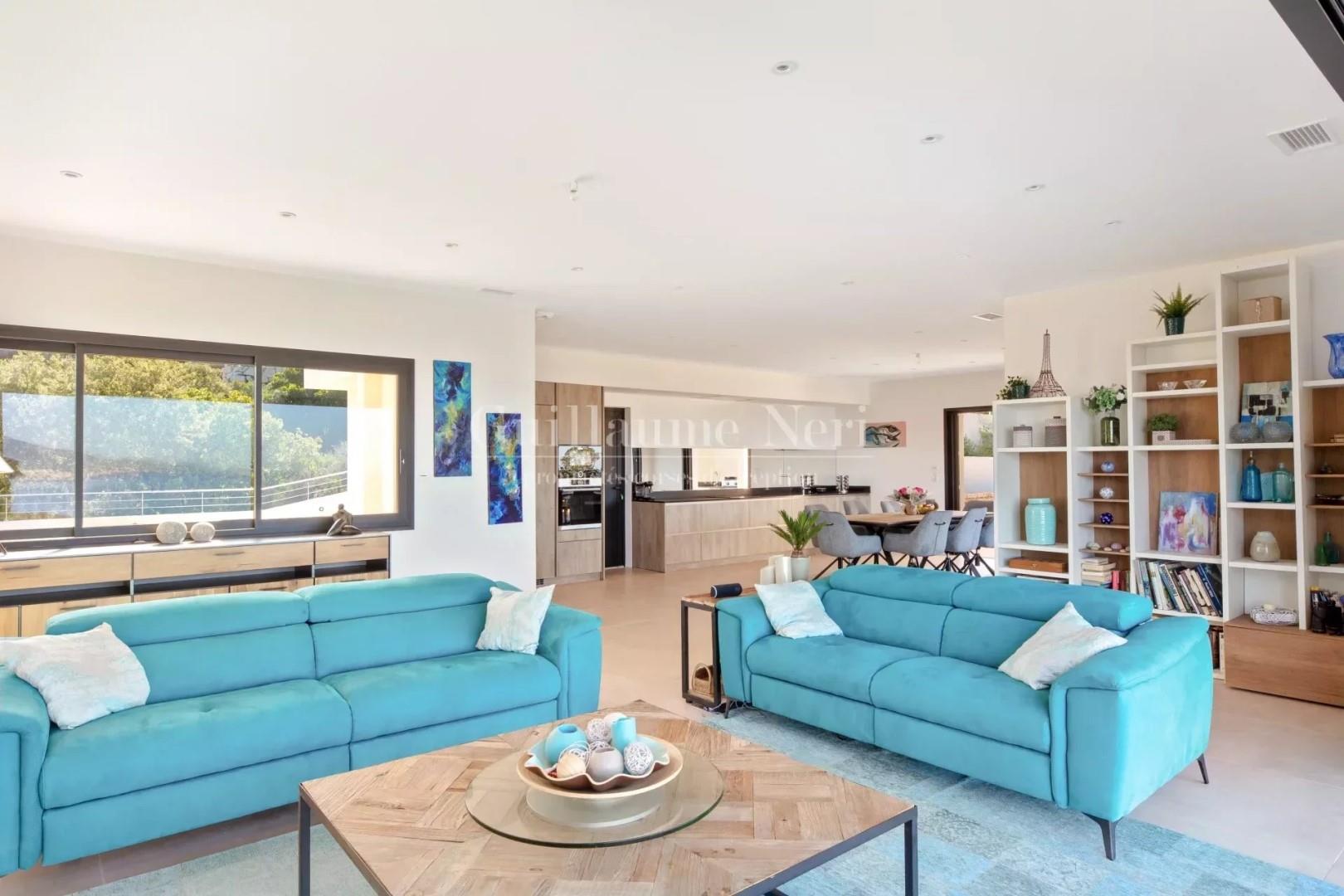 Maison à louer, 272m², Pietrosella