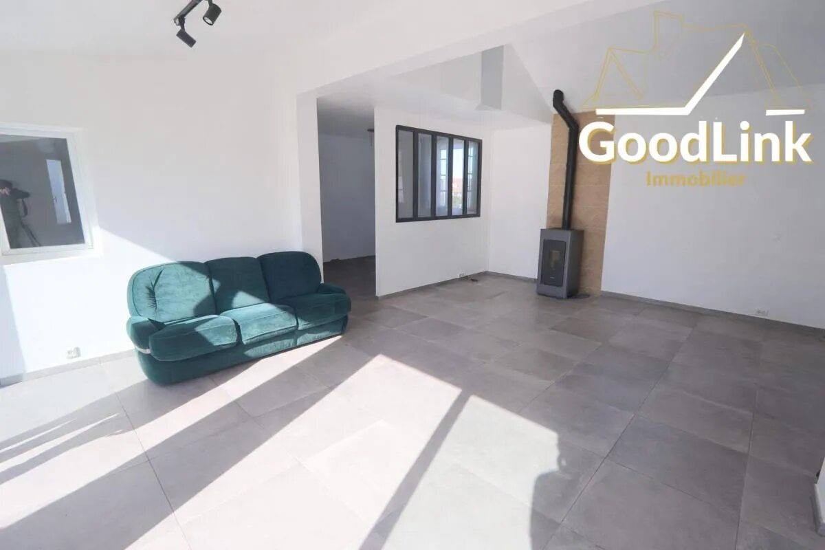 Maison à louer, 80m², Lissy