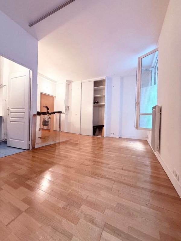 Appartement à louer, 24m², Paris 14ème