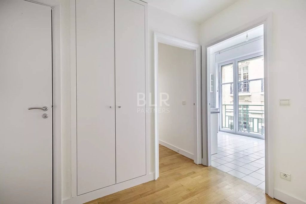Appartement à louer, 66m², Paris 2ème