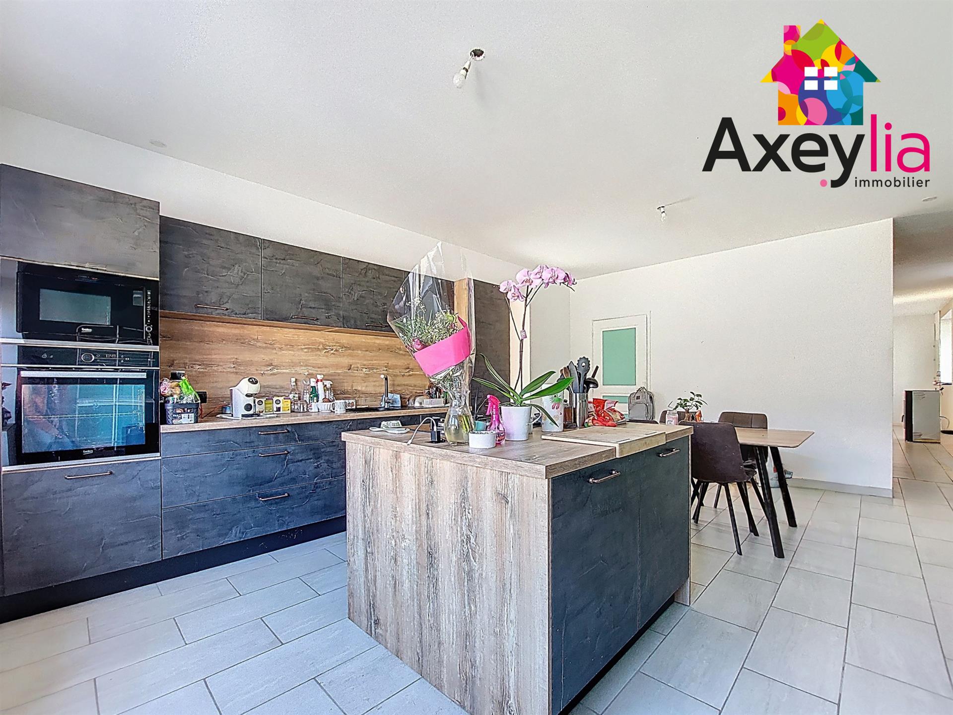 Maison à vendre, 155m², Commelle-Vernay