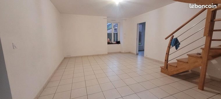Maison à louer, 118m², Combourg