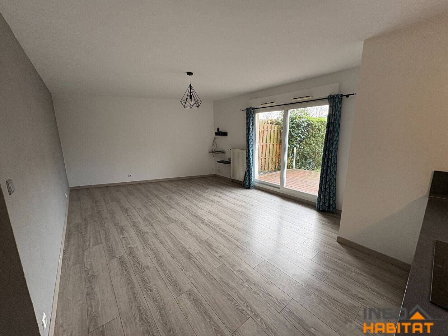 Appartement à louer, 61m², La Mézière