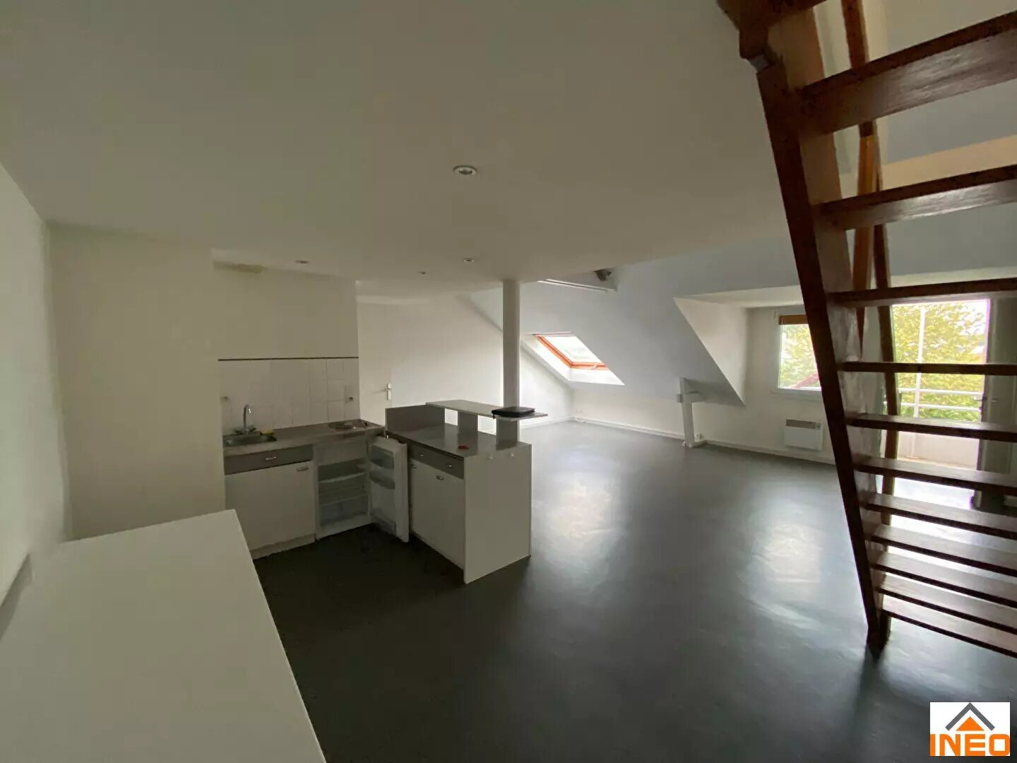 Appartement à louer, 47m², La Mézière