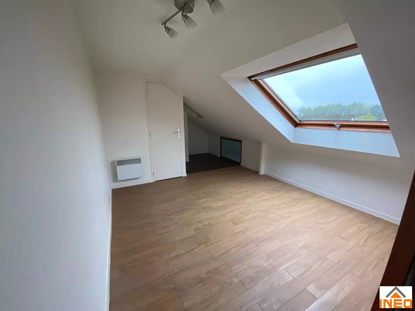 Appartement à louer, 47m², La Mézière