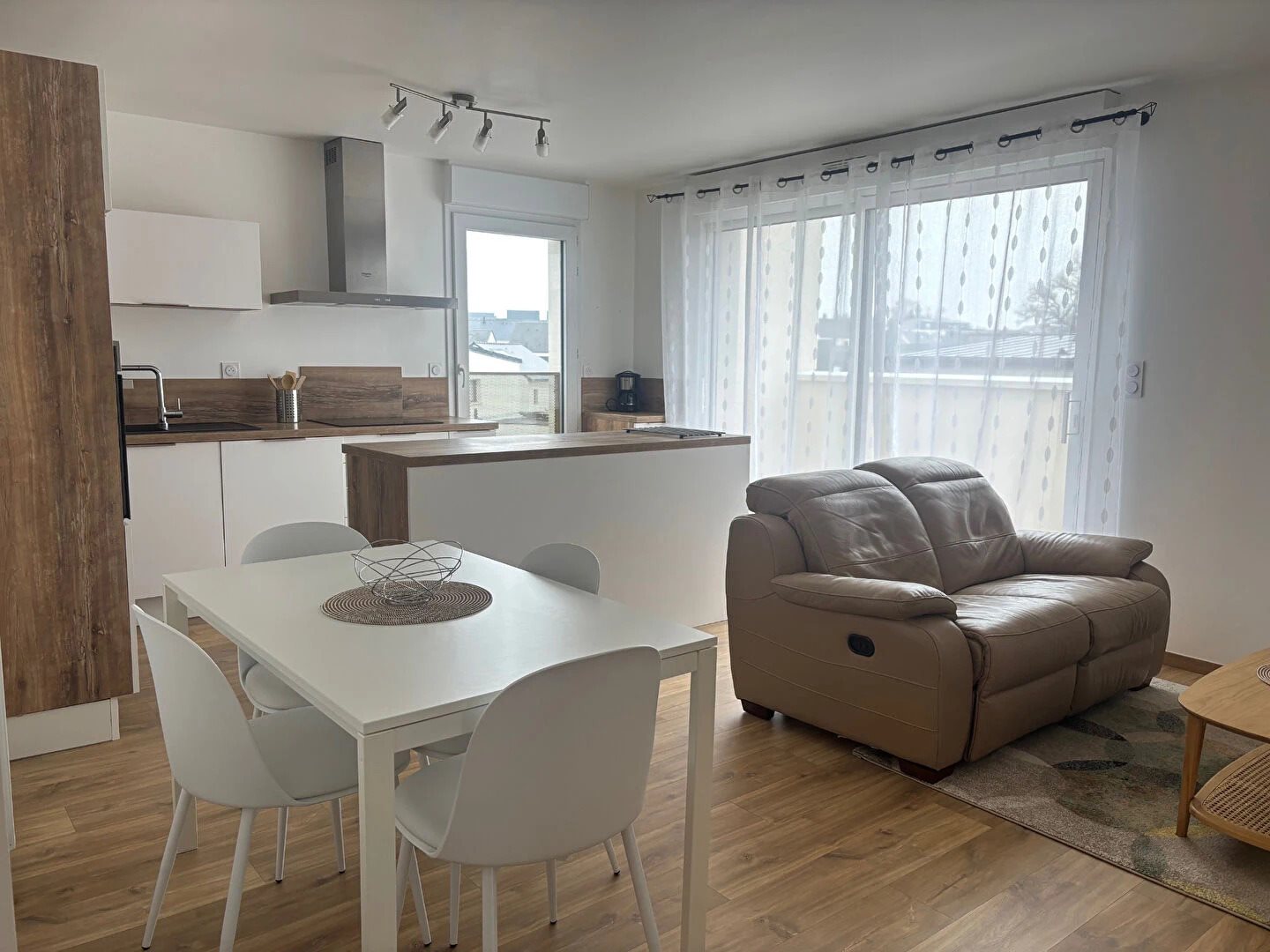 Appartement à louer, 64m², Melesse