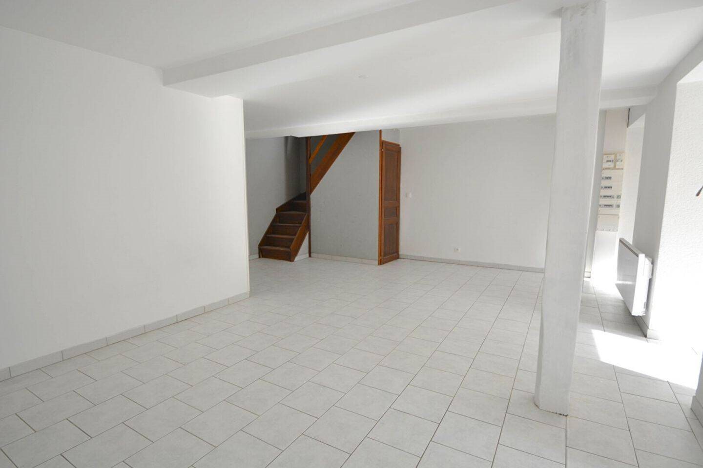 Appartement à louer, 93m², Ascoux