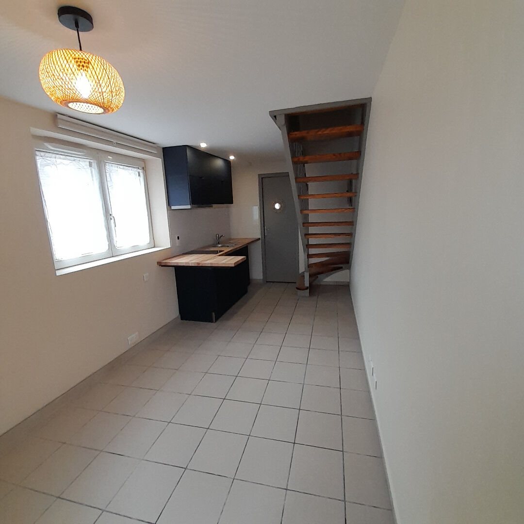 Appartement à louer, 23m², La Ferté-Saint-Aubin