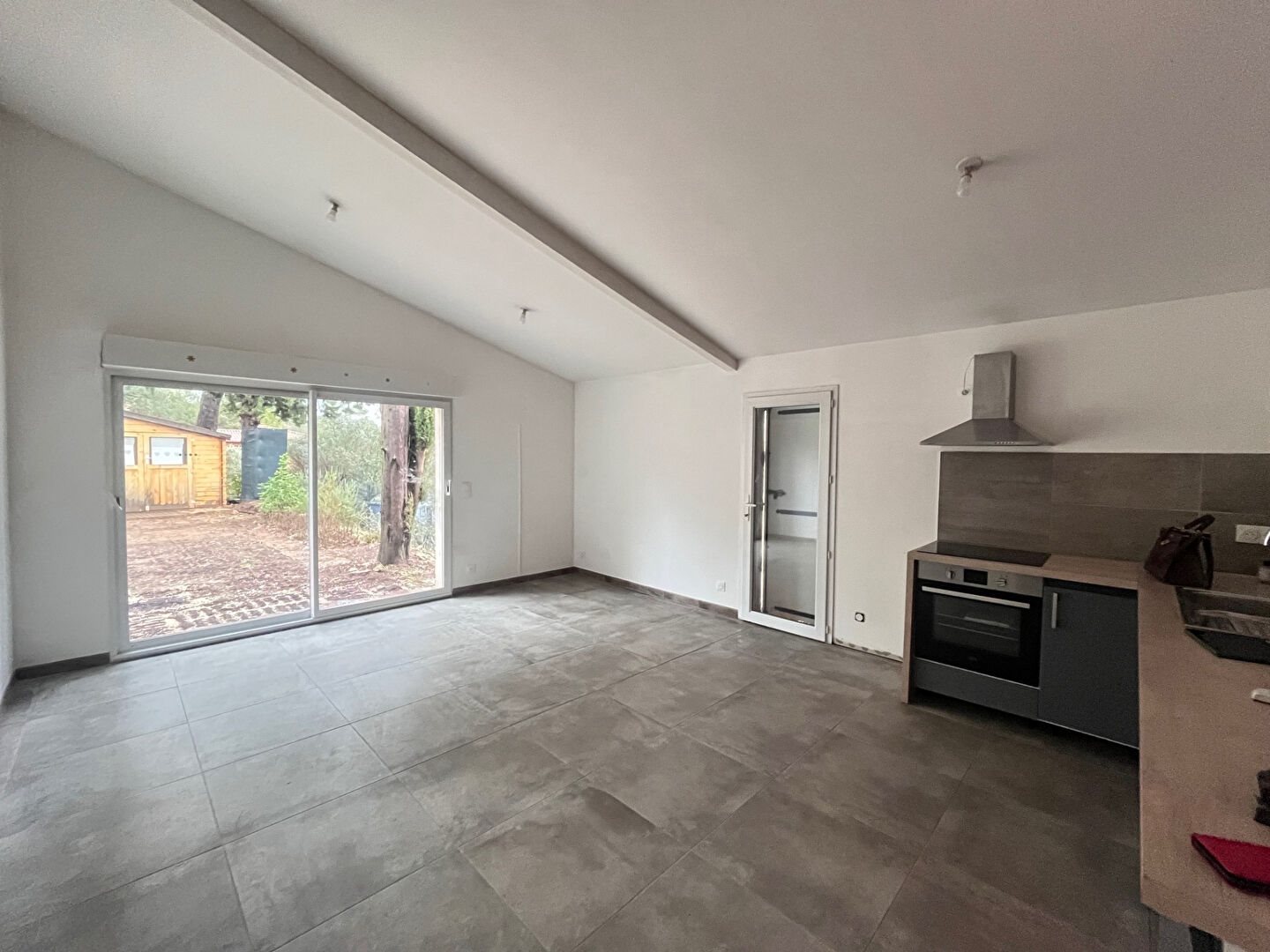 Maison à louer, 55m², Saint-Maximin-la-Sainte-Baume