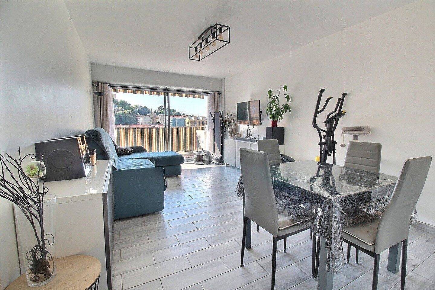 Appartement à vendre, 69m², Nice