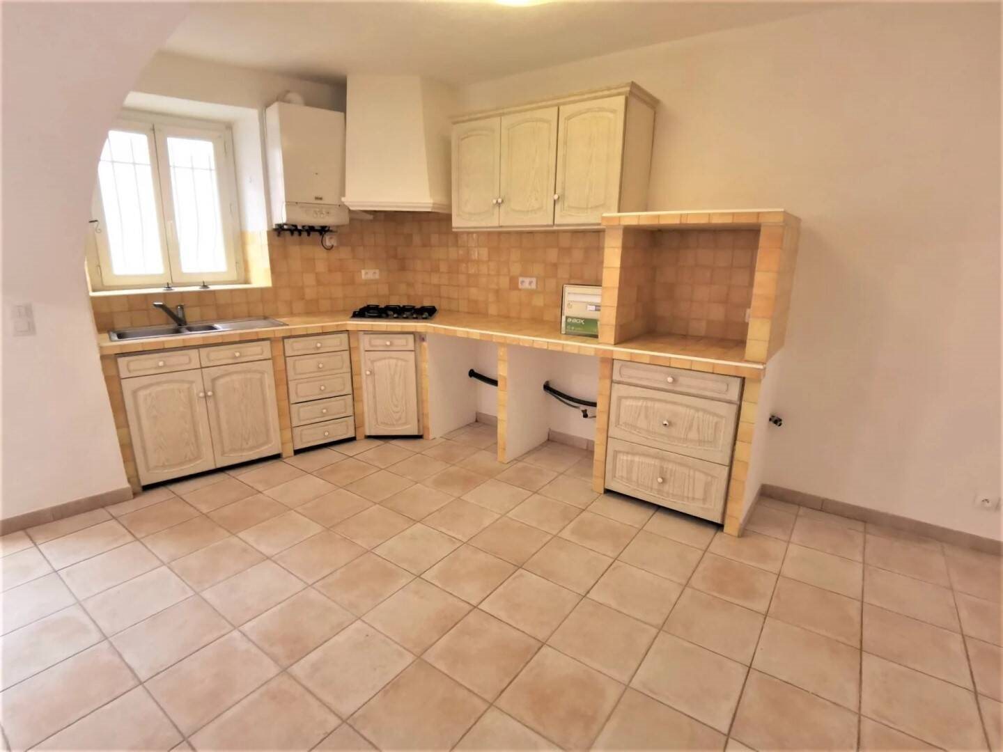 Maison à louer, 68m², Peymeinade
