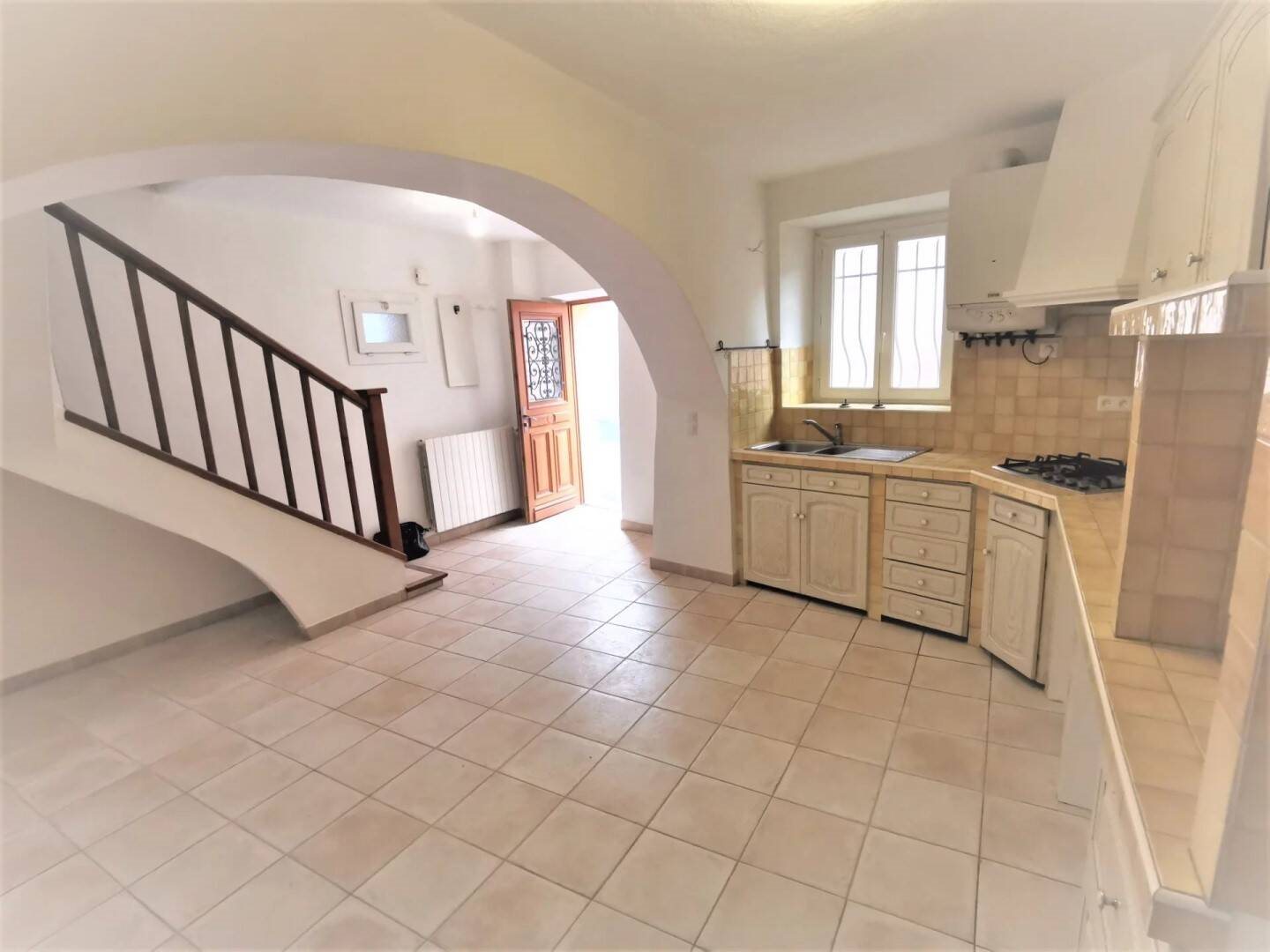 Maison à louer, 68m², Peymeinade