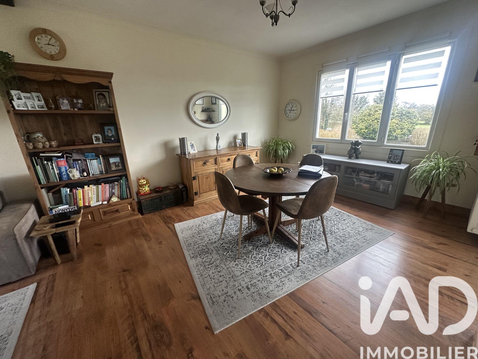 Maison à vendre, 97m², Plounévez-Moëdec